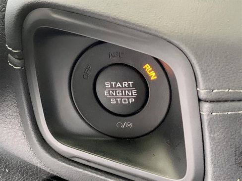 Used 2024 Jeep Wrangler Unlimited Rubicon image 33