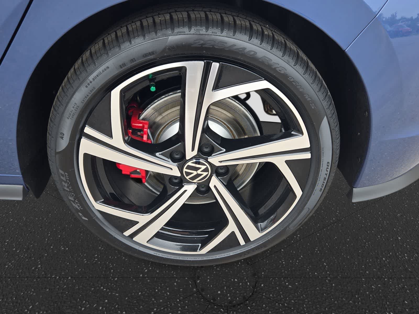 New 2026 Volkswagen GTI SE FWD image 14