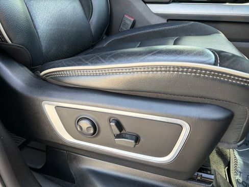 Used 2022 RAM 1500 Laramie w/ Sport Appearance Package AWD/4WD image 35