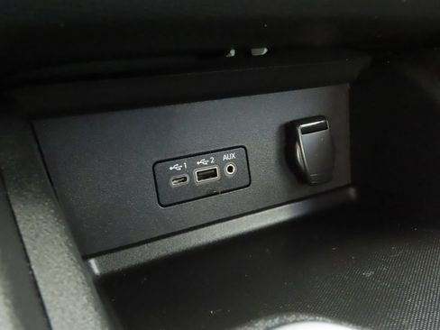 Used 2023 Nissan Sentra SV FWD image 47