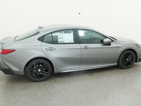 New 2026 Toyota Camry SE FWD image 8