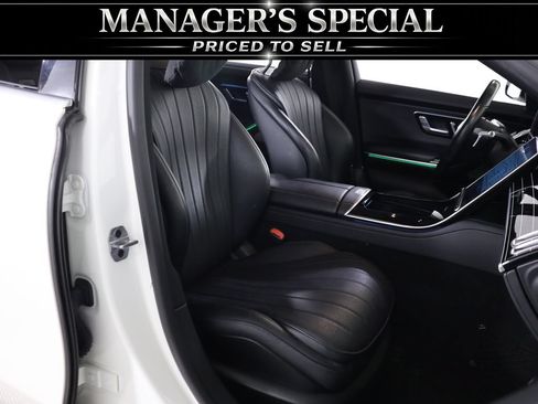 Used 2022 Mercedes-Benz S 500 4MATIC w/ AMG Line Package image 58