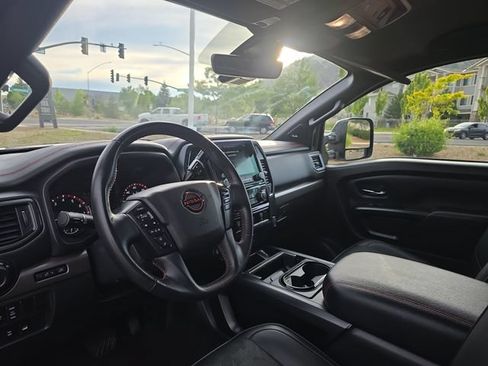 Used 2024 Nissan Titan PRO-4X AWD/4WD image 13