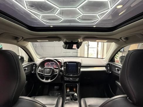 Used 2019 Volvo XC40 T5 Momentum AWD/4WD image 39