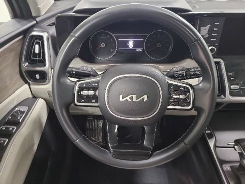 Used 2023 Kia Sorento S w/ Panoramic Sunroof Package AWD/4WD image 27