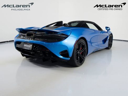 Used 2024 McLaren 750S Spider RWD image 6