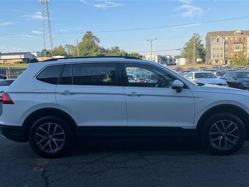 Used 2019 Volkswagen Tiguan SE AWD/4WD image 3