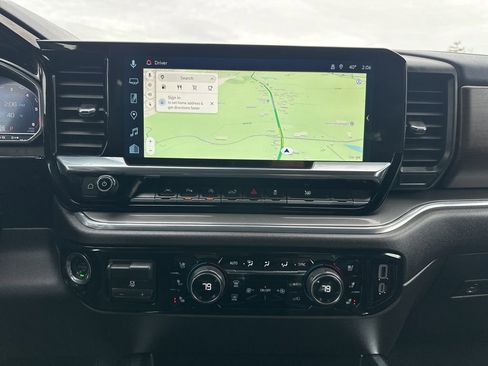 Used 2024 Chevrolet Silverado 1500 High Country w/ Technology Package image 28