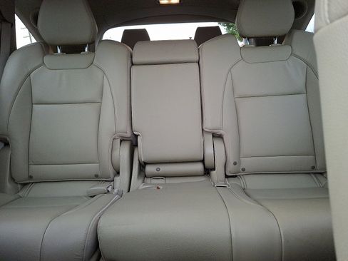 Used 2018 Acura MDX SH-AWD w/ Technology Package image 19