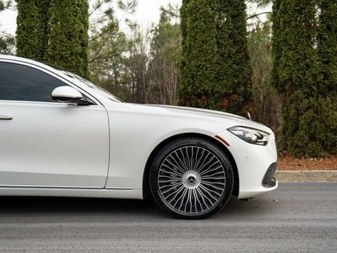Used 2023 Mercedes-Benz Maybach S 580 4MATIC image 11