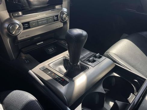 Used 2016 Lexus GX 460 w/ Premium Package AWD/4WD image 30