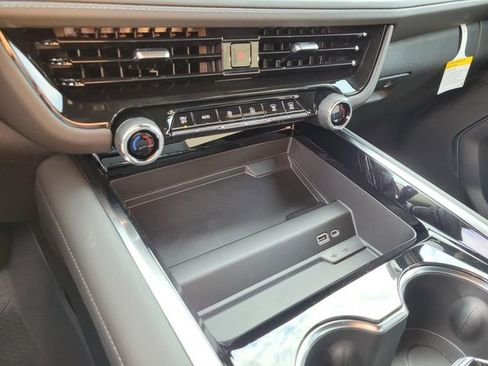 New 2026 Chevrolet Tahoe LS image 15