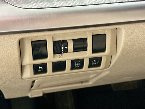Used 2019 Subaru Outback 2.5i image 11