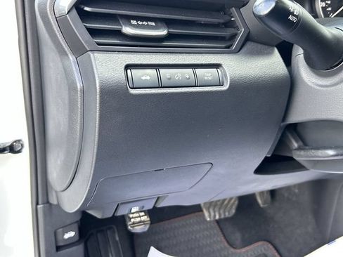 Certified 2023 Nissan Altima 2.5 SR FWD image 17