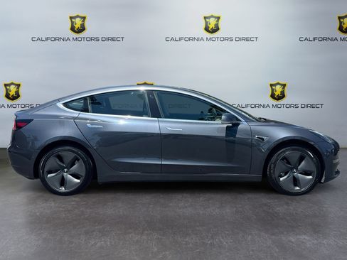 Used 2018 Tesla Model 3 Long Range RWD image 6