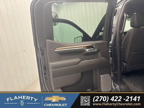 Used 2024 Chevrolet Silverado 1500 High Country w/ Technology Package image 10