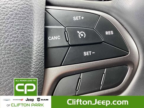 Certified 2020 Jeep Cherokee Latitude Plus w/ Cold Weather Group image 21