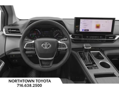 New 2026 Toyota Sienna XLE FWD image 7