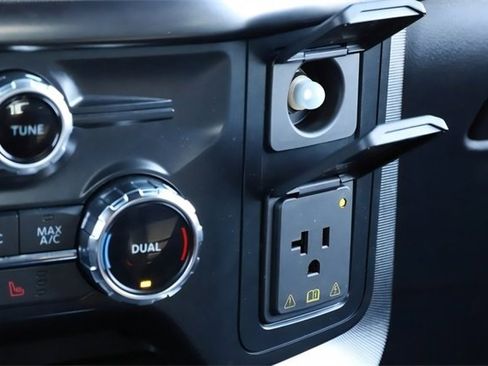 Used 2022 Ford F150 Platinum w/ Equipment Group 701A High image 34