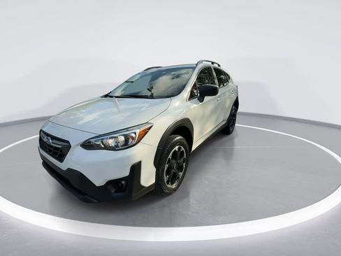 Certified 2023 Subaru Crosstrek 2.0i image 3