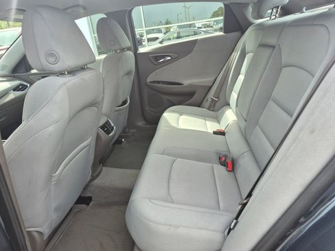 Used 2021 Chevrolet Malibu LT image 13