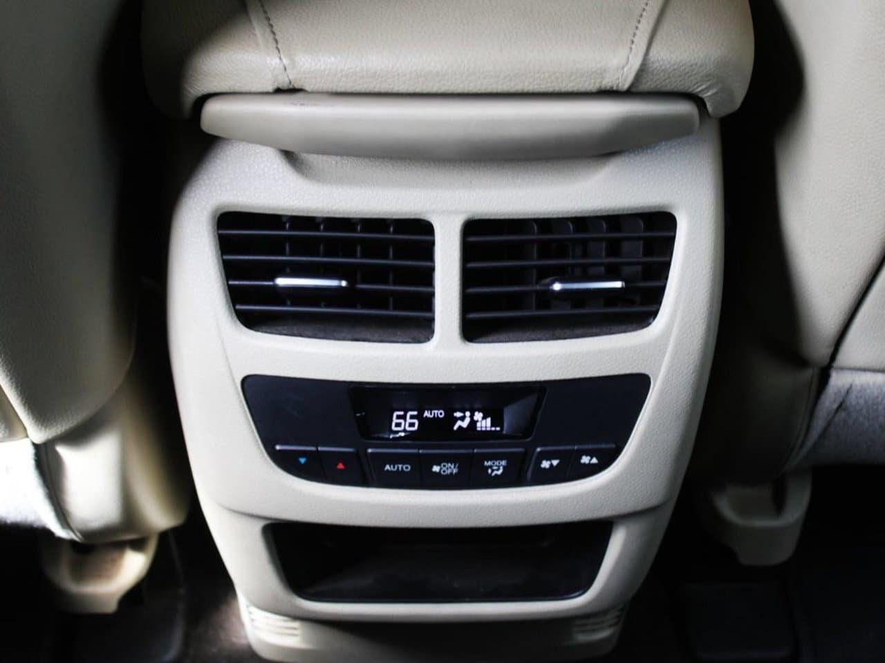 Used 2015 Acura MDX FWD image 15