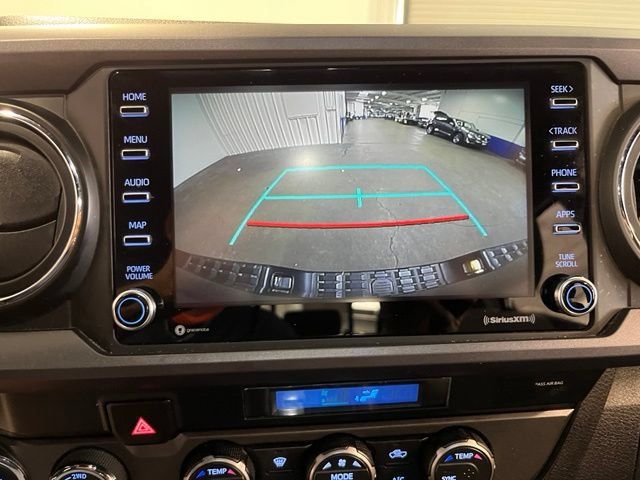 Used 2022 Toyota Tacoma TRD Off-Road w/ Technology Package AWD/4WD image 29