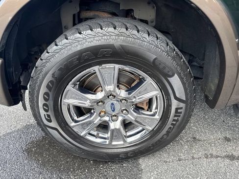 Used 2015 Ford F150 Lariat AWD/4WD image 27