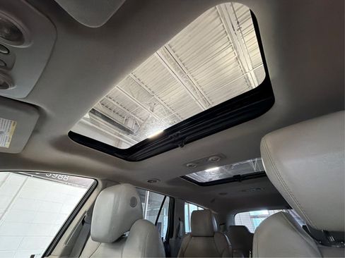 Used 2016 Buick Enclave Premium AWD/4WD image 26