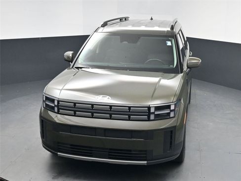 Used 2025 Hyundai Santa Fe SEL image 11