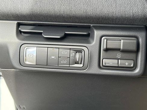 New 2026 GMC Sierra EV Elevation image 24