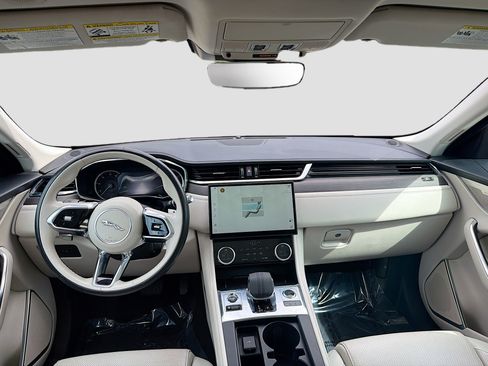 Used 2021 Jaguar F-PACE S image 15