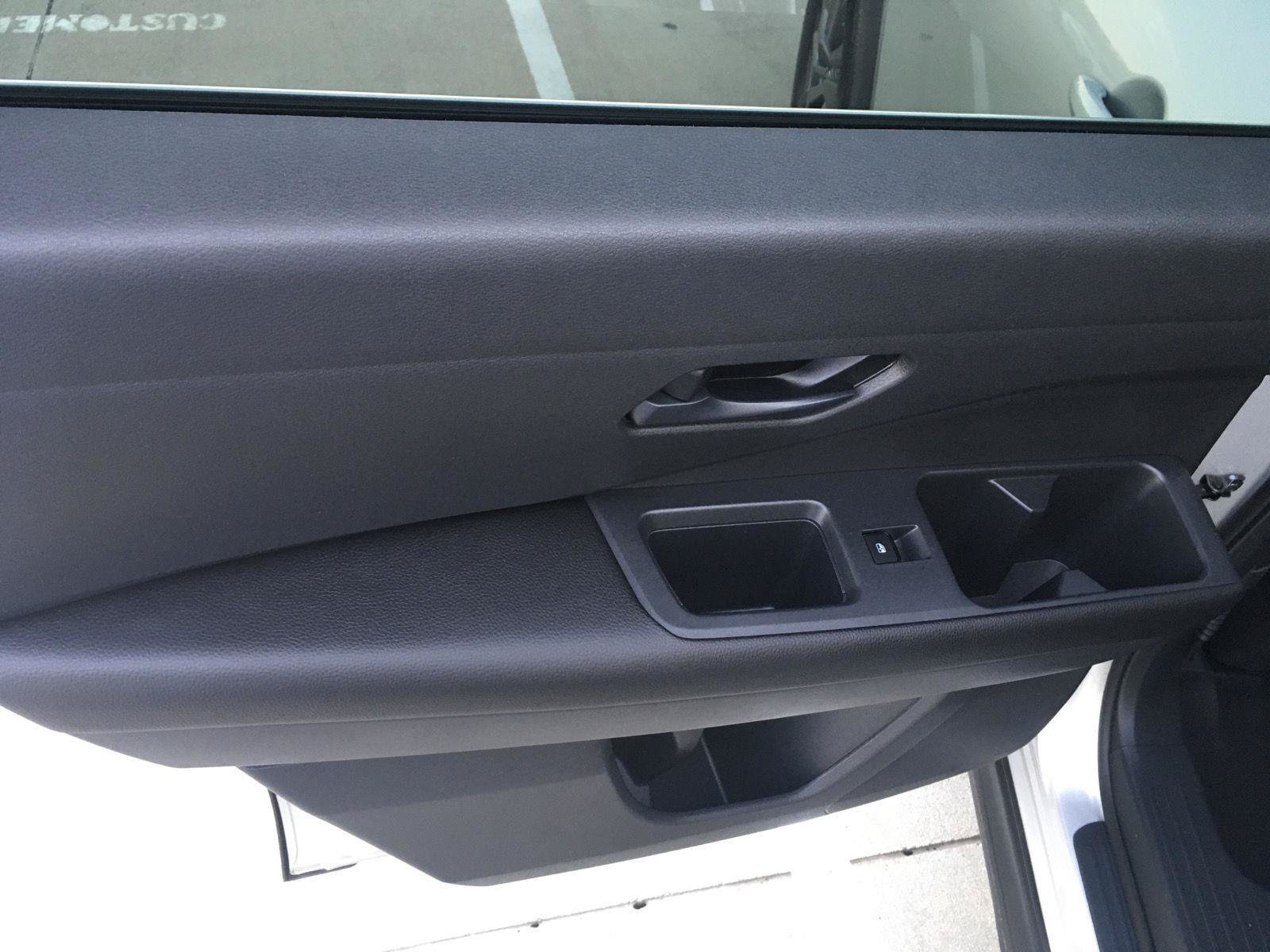 Used 2023 Nissan Pathfinder SV AWD/4WD image 29