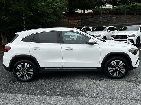Certified 2025 Mercedes-Benz GLA 250 4MATIC image 9