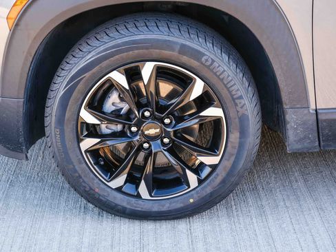 Used 2021 Chevrolet TrailBlazer LT FWD image 10