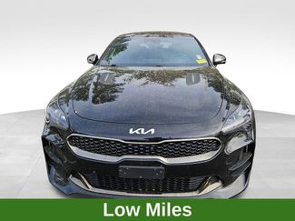 Used 2022 Kia Stinger GT2 video 2