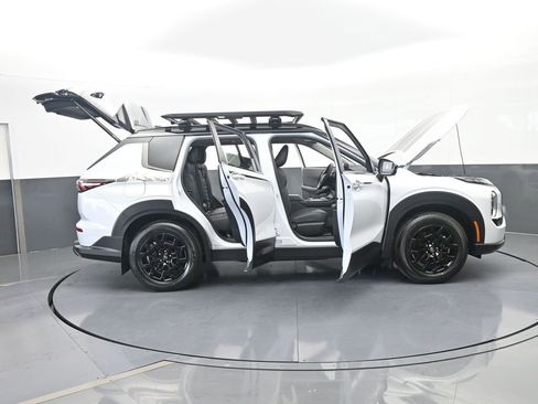 New 2026 Mitsubishi Outlander Trail Edition AWD/4WD image 75