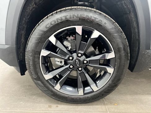 Used 2026 Chevrolet Equinox RS FWD image 28