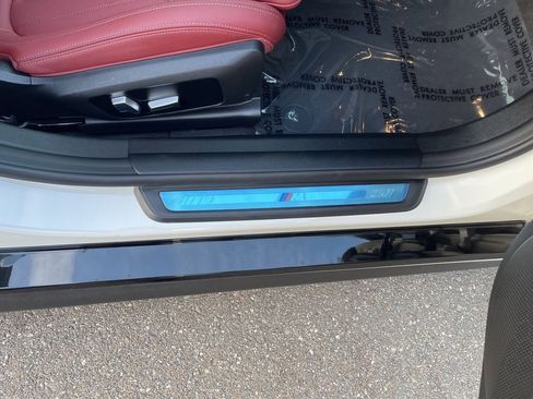 Used 2023 BMW i4 eDrive40 w/ M Sport Package image 30