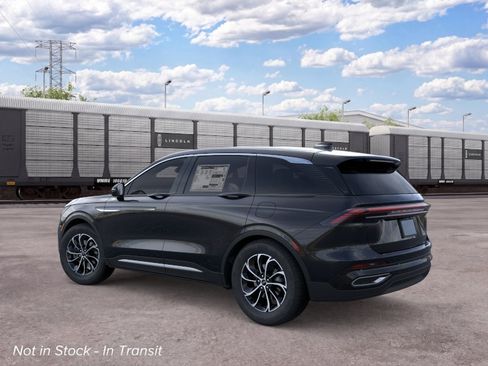 New 2026 Lincoln Nautilus Premier AWD/4WD image 28