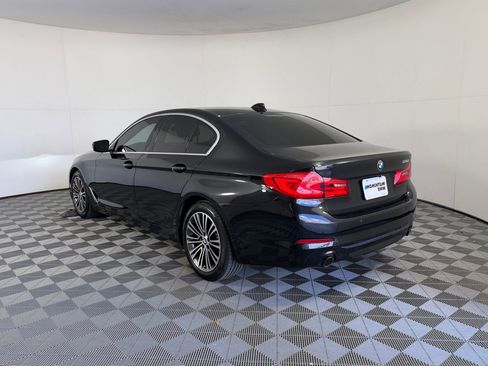 Used 2019 BMW 530i w/ Convenience Package image 3