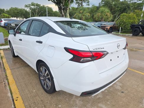 Used 2024 Nissan Versa S w/ S Plus Package FWD image 2