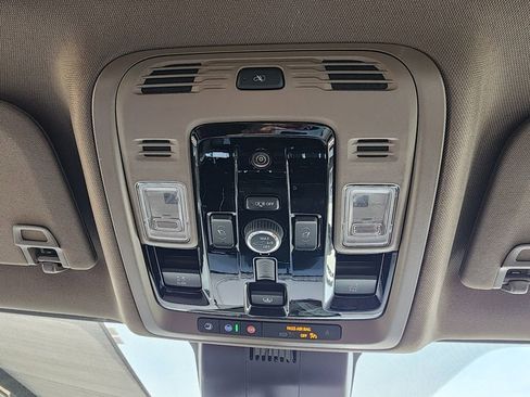 New 2026 GMC Yukon XL Denali w/ Denali Reserve Package AWD/4WD image 43