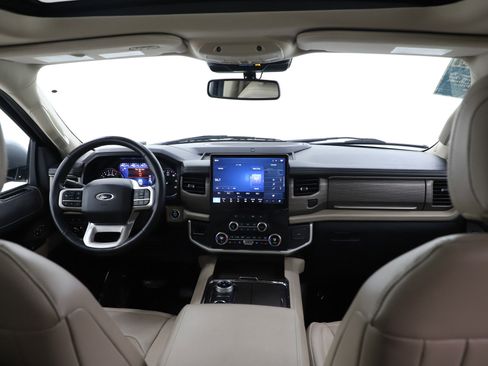 Used 2024 Ford Expedition Max Limited image 14