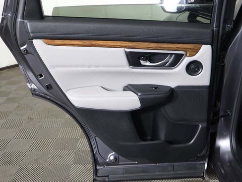 Used 2017 Honda CR-V Touring image 27