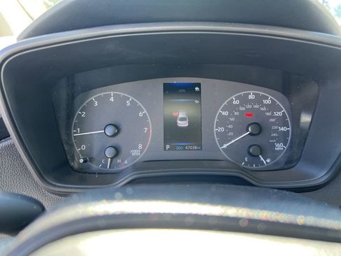 Used 2024 Toyota Corolla LE image 8