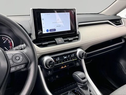 Used 2025 Toyota RAV4 XLE w/ Convenience Package FWD image 6