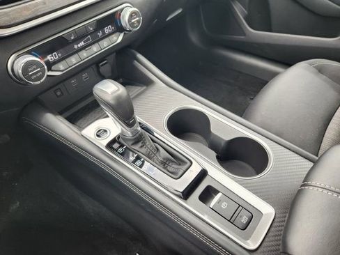 Used 2025 Nissan Altima 2.5 SV w/ SV Premium Package image 18