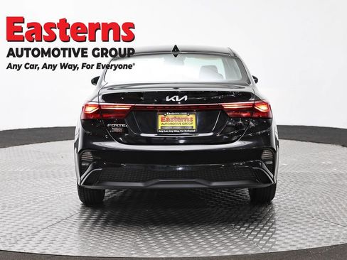 Used 2023 Kia Forte LXS FWD image 6