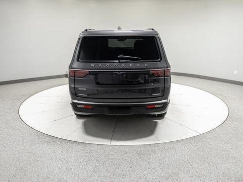 Used 2022 Jeep Wagoneer Series II w/ Convenience Group I AWD/4WD image 36